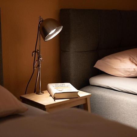 Kassberg Apartment Im Retro-Stil / Netflix & Wifi Chemnitz  Exteriér fotografie