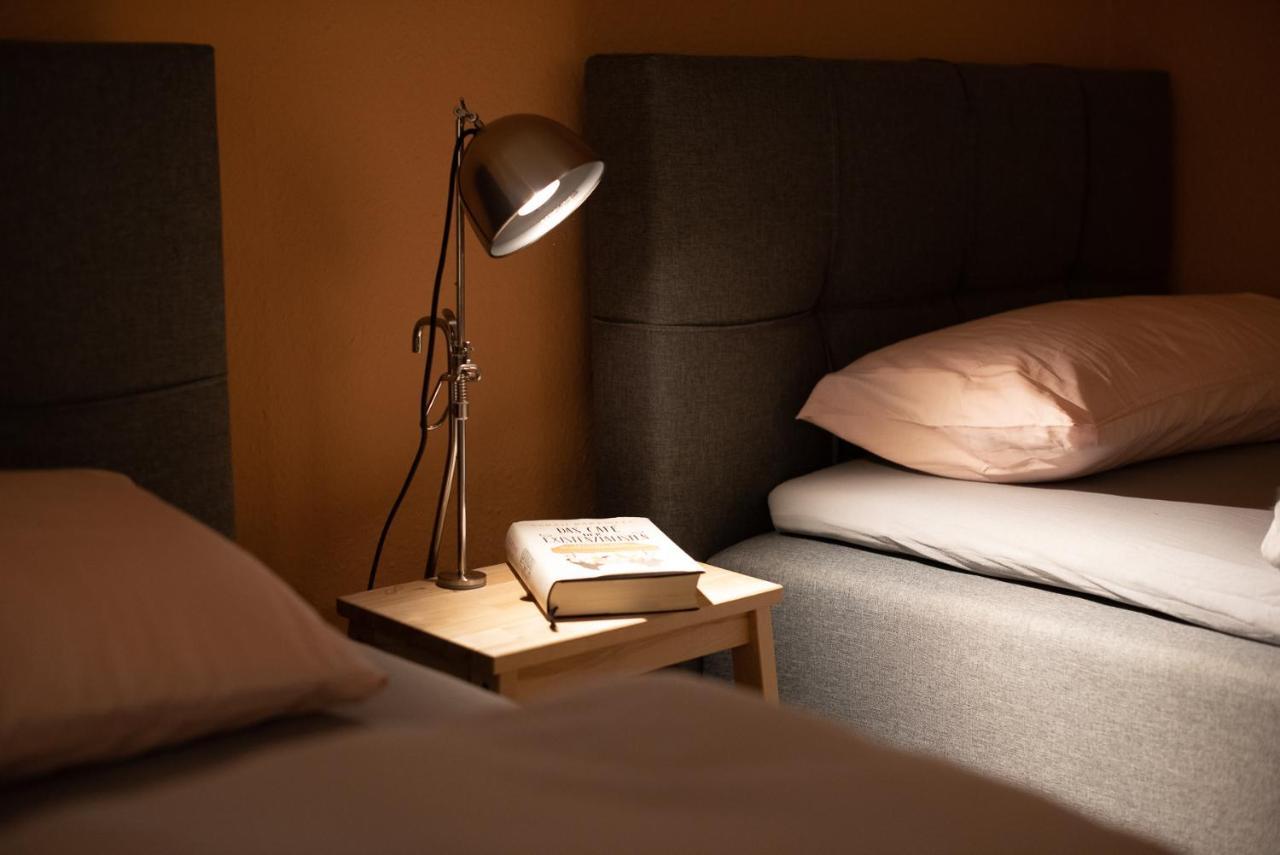 Kassberg Apartment Im Retro-Stil / Netflix & Wifi Chemnitz  Exteriér fotografie