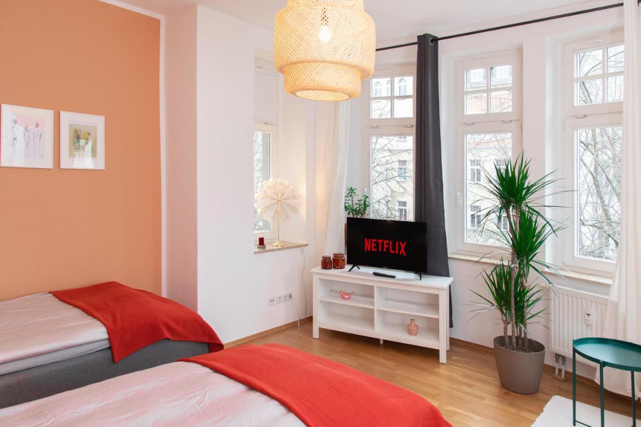 Kassberg Apartment Im Retro-Stil / Netflix & Wifi Chemnitz  Exteriér fotografie